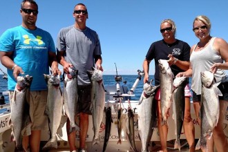irish knot sport fishing with happy clients