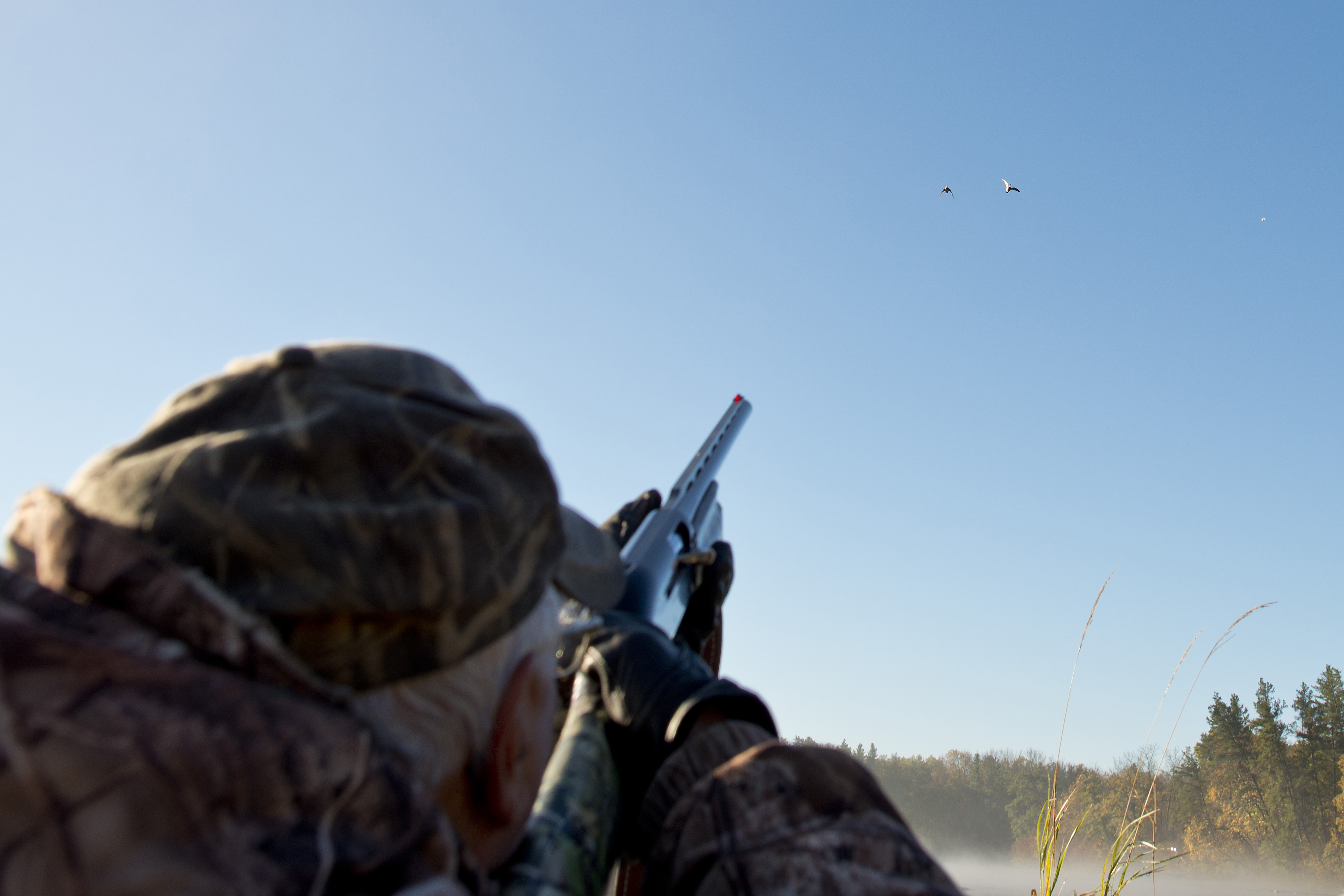 Shotgun shooting tips: Leading